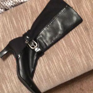 Ladies like new tall black heeled boots size 7m